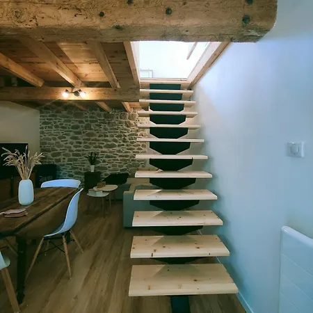 Apartment Near Carcassonne Charming